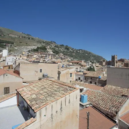 I Tre Mori Apartment *